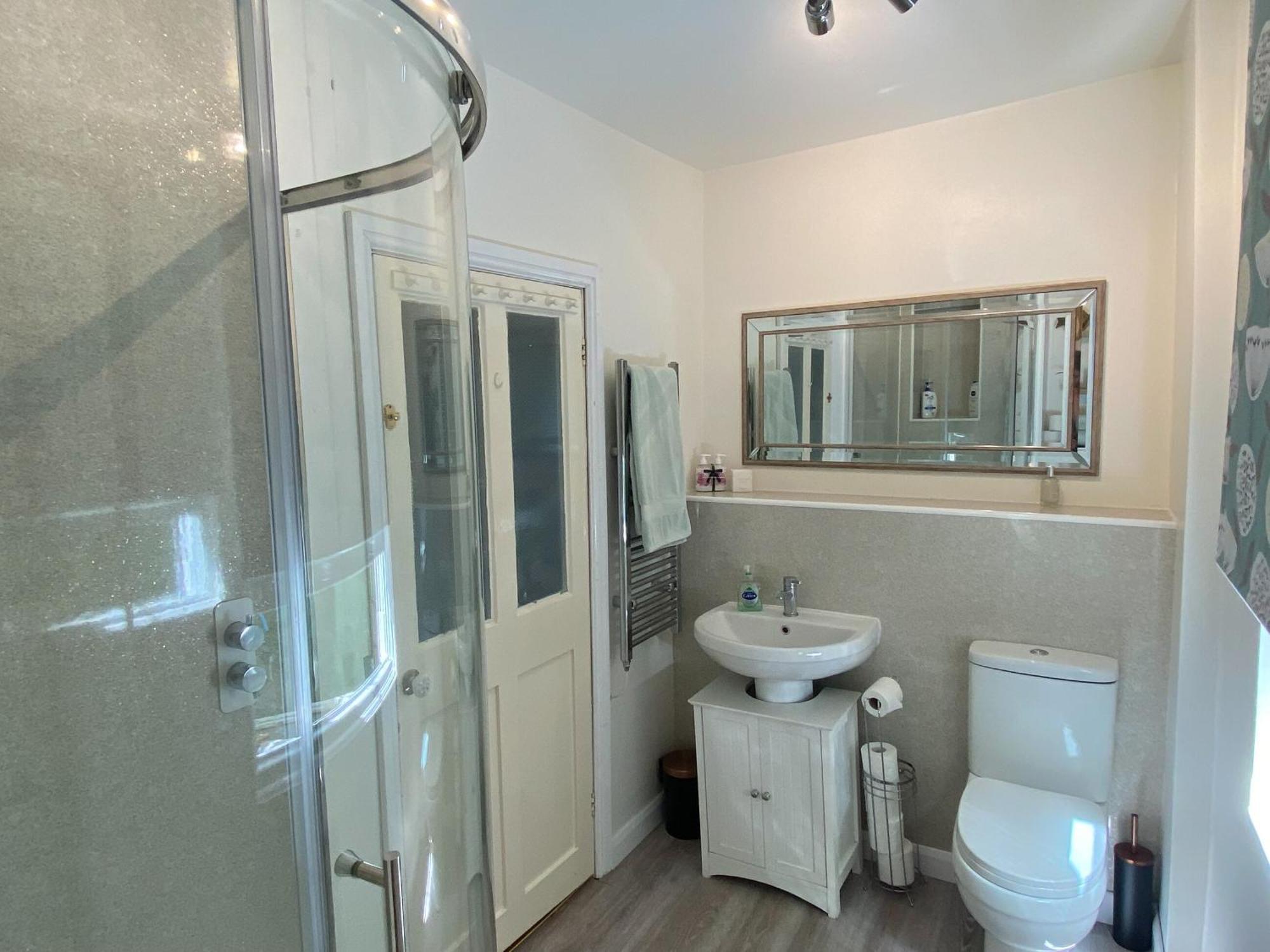 Riverdene كينغسوير المظهر الخارجي الصورة
